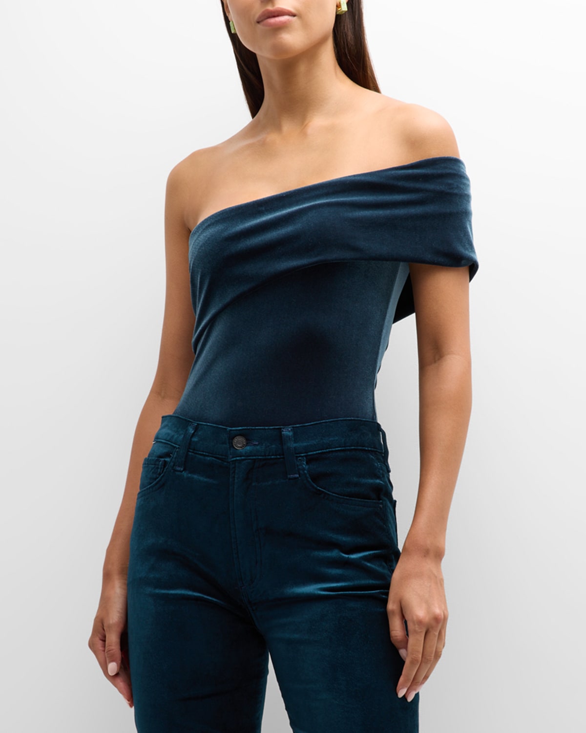 Shop Agolde Bree Velvet Off-the-shoulder Bodysuit In Blizzard