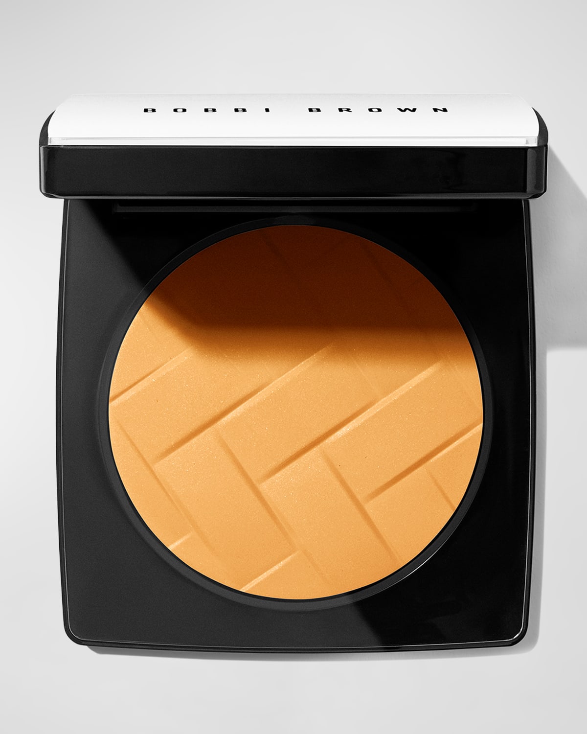 Shop Bobbi Brown Vitamin Enriched Pressed Powder In Peach