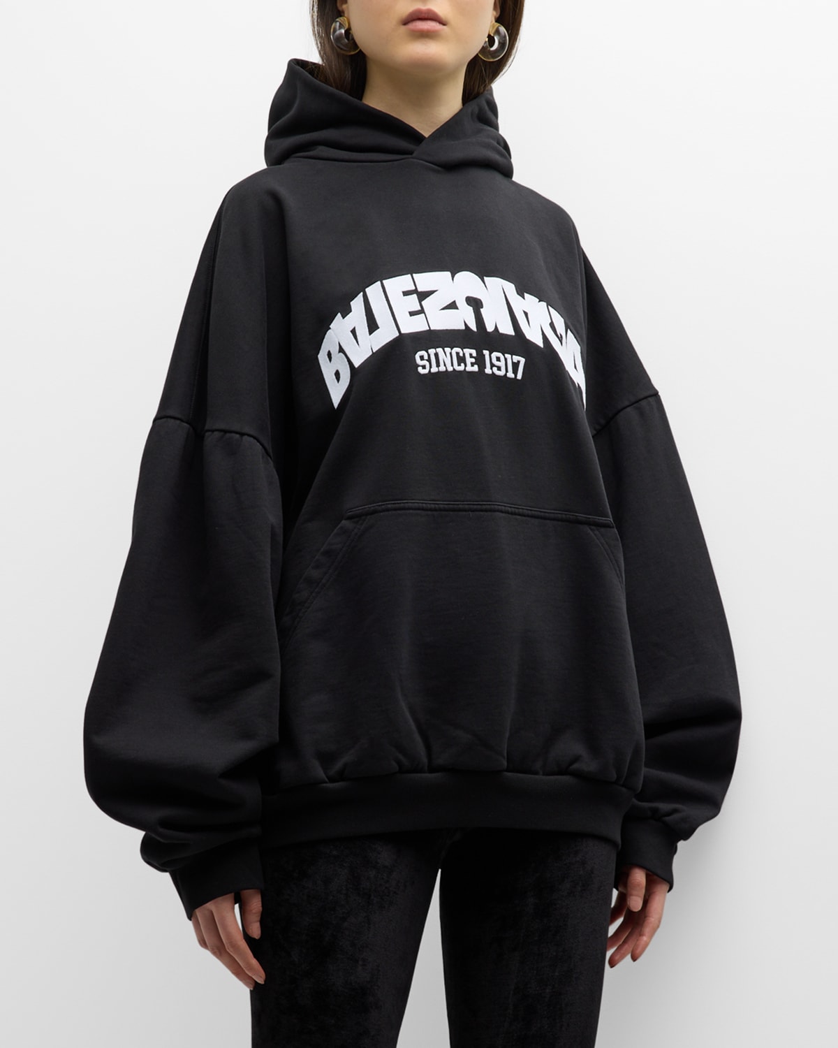 Balenciaga Back Flip Round Hoodie Oversized In 1070 Black/white