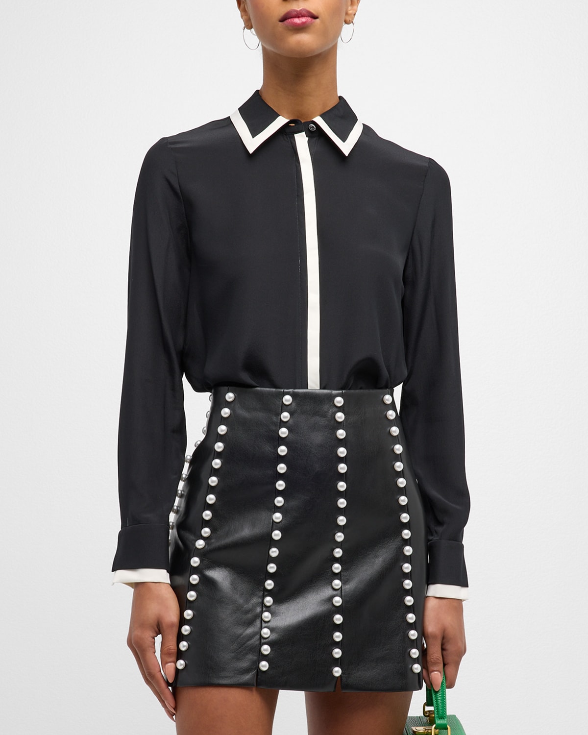 ALICE AND OLIVIA WILLA PLACKET TOP WITH PIPING DETAIL