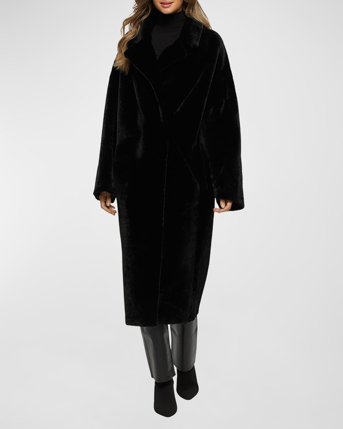 Gorski Lamb Shearling Double-breasted Short Coat In Black