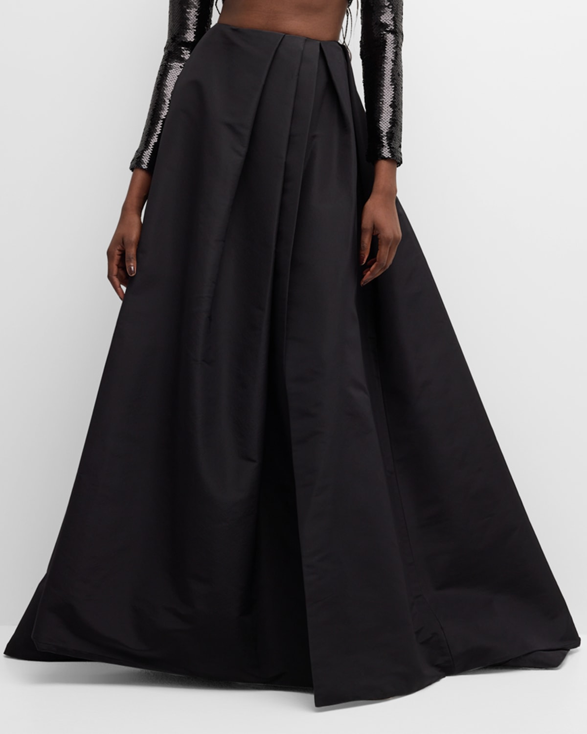 Monique Lhuillier Pleated Slit-hem Faille Ball Skirt In Noir