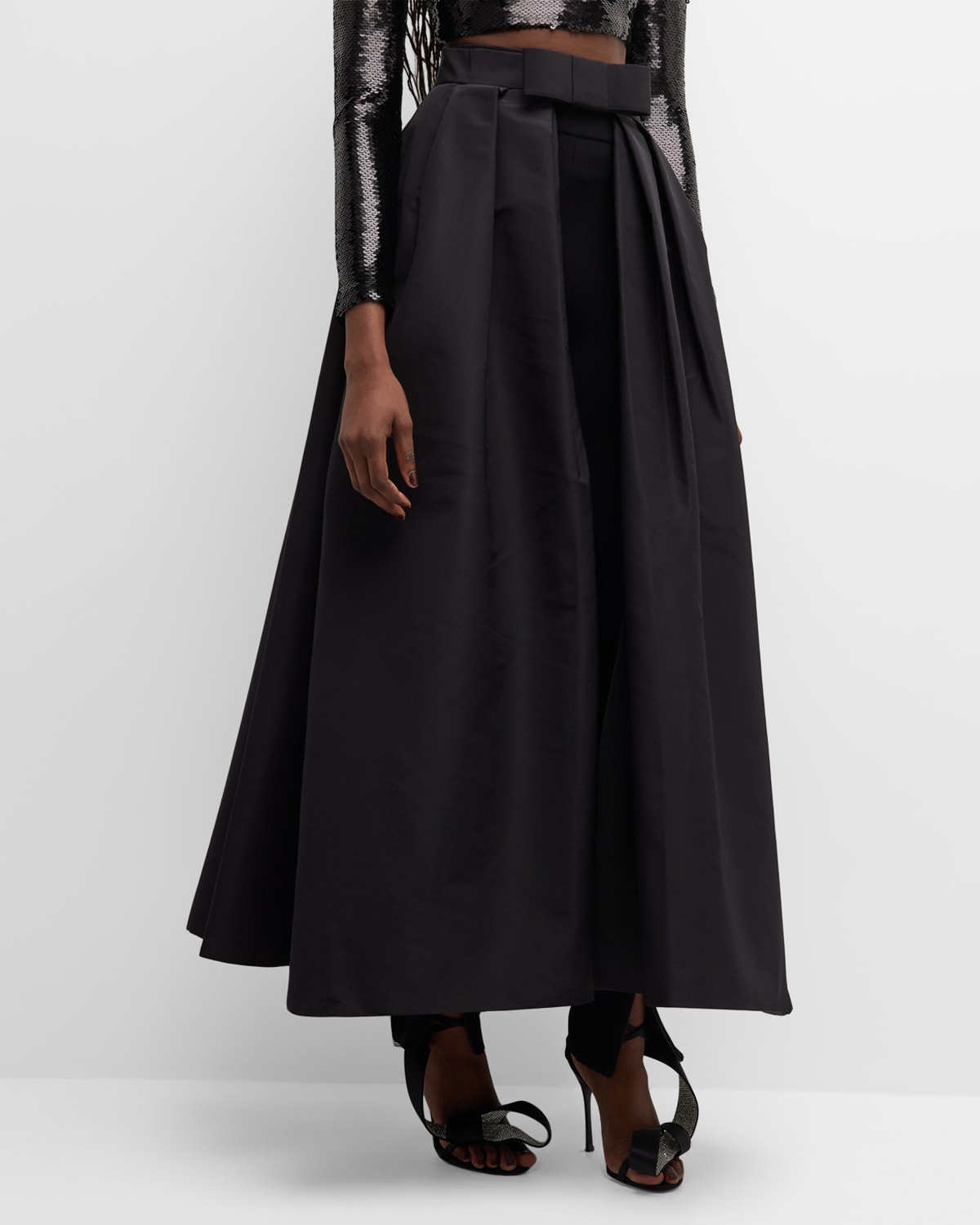 Monique Lhuillier Pleated Bow-front Tea-length Overskirt In Noir