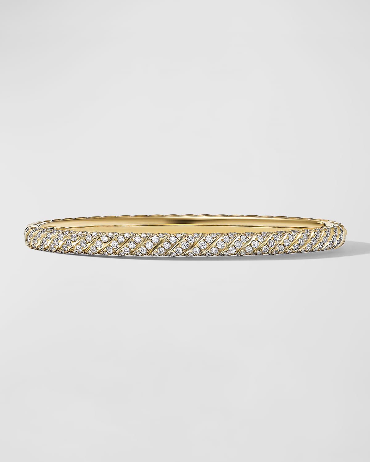 David Yurman Sculpted Cable Bracelet with Diamonds in 18K Gold, 4.5mm, Size M