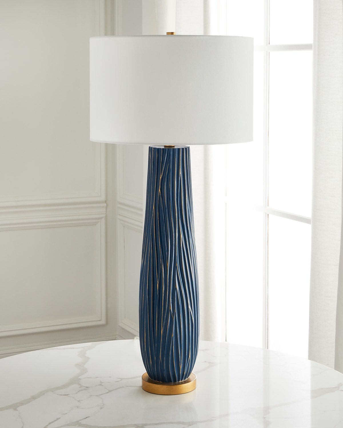 Old World Design Heritage Buffet Lamp With Golden Accents