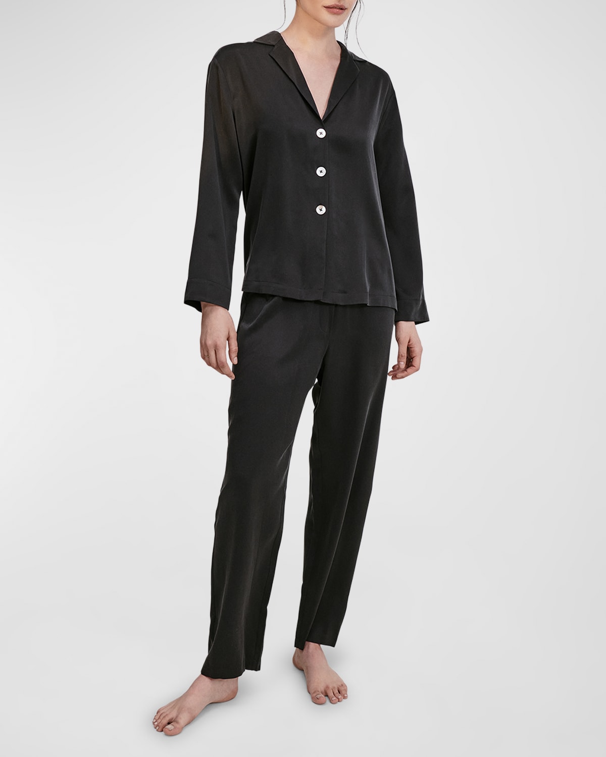 Lunya Cropped Washable Silk Pajama Set In Immersed Black