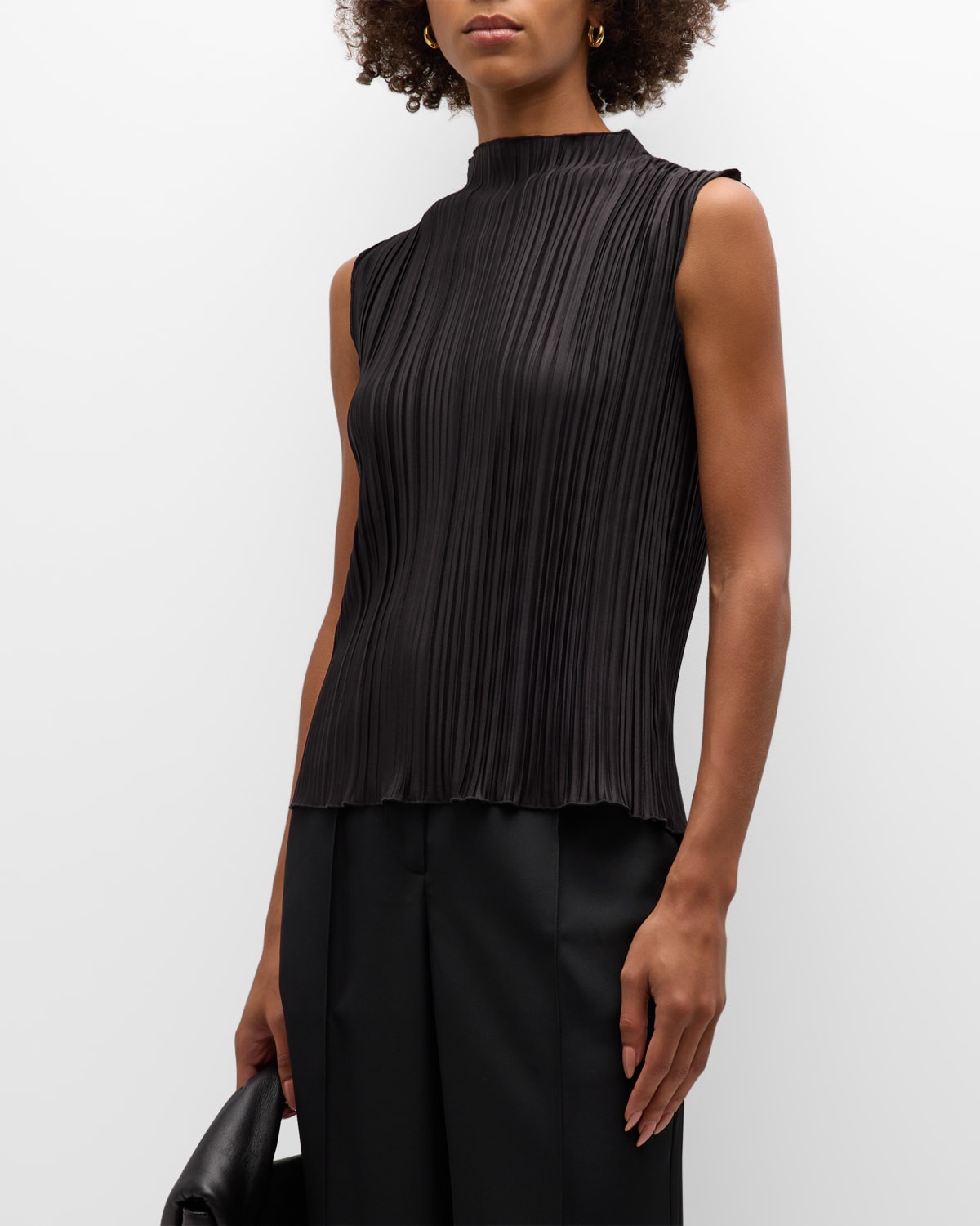 Rails Trea Sleeveless Plissé Top In Black