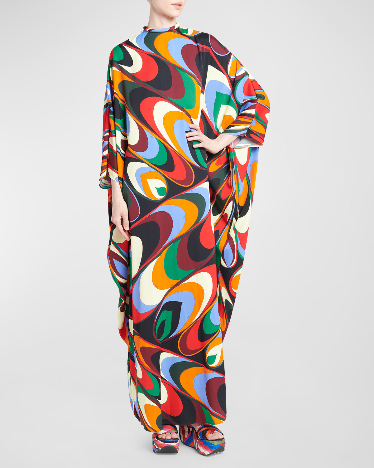 Shop Emilio Pucci Wavy-print Chain Open-back Kaftan Maxi Dress In Arancioverde