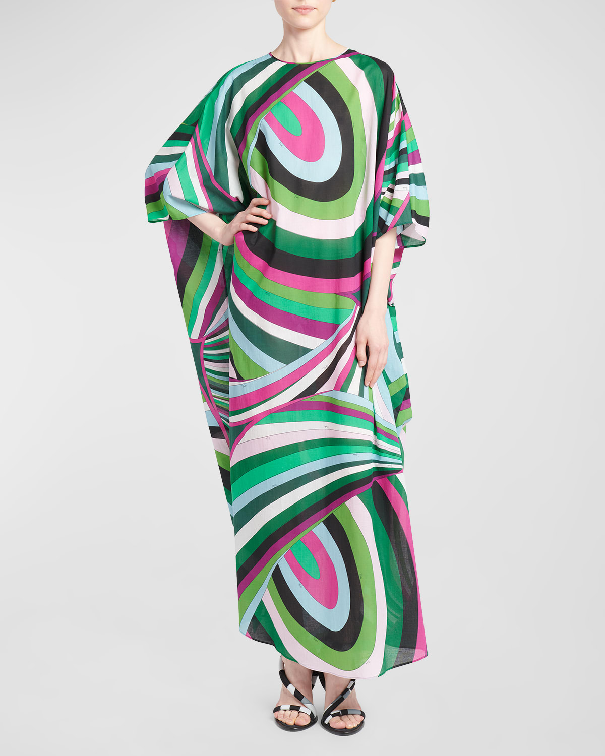 Emilio Pucci Abstract-print 3/4-sleeve Maxi Kaftan Dress In Verdefuxia