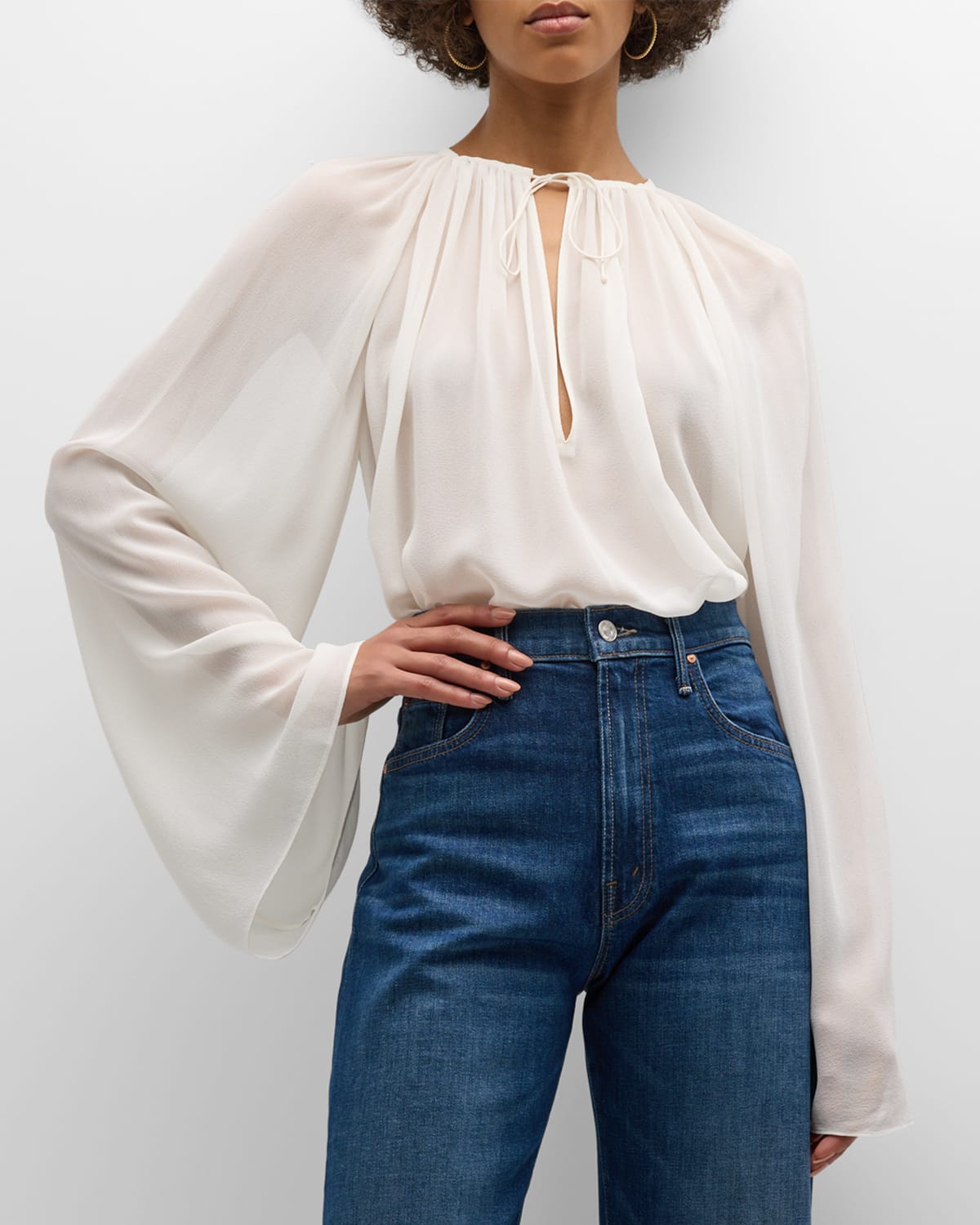 Frame Shirred Split Neck Blouse In Cream