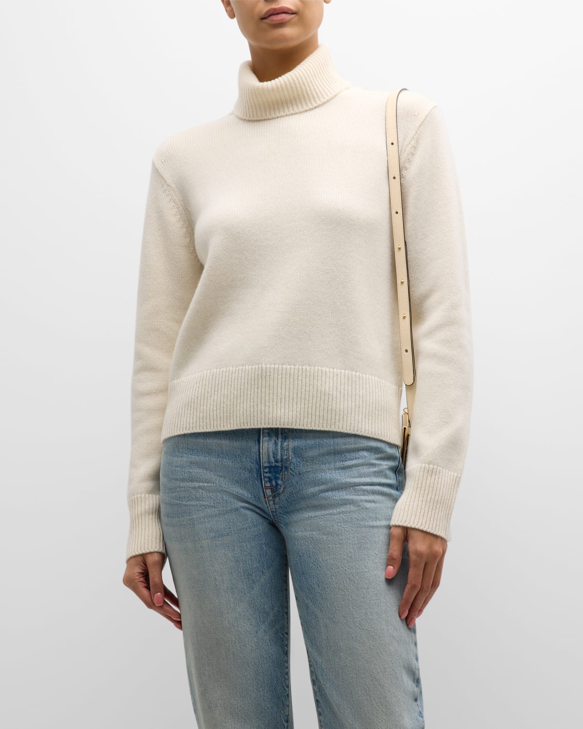 Frame Roll-neck Cashmere Sweater In Cream