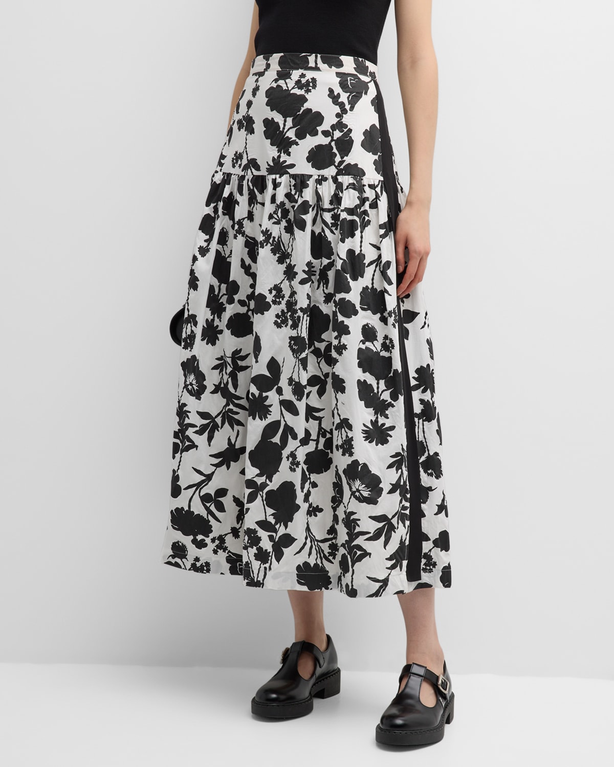 Shop Max Mara Udente Floral-print Side-stripe Tiered Maxi Skirt In White Black