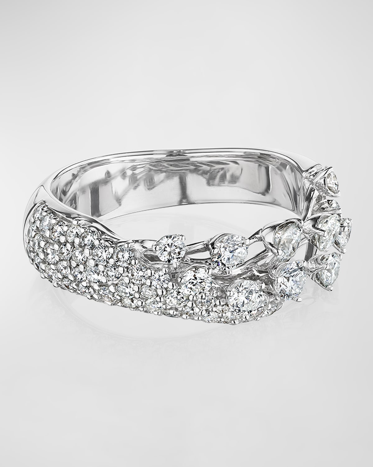 18K Luminus White Gold Ring with Diamonds