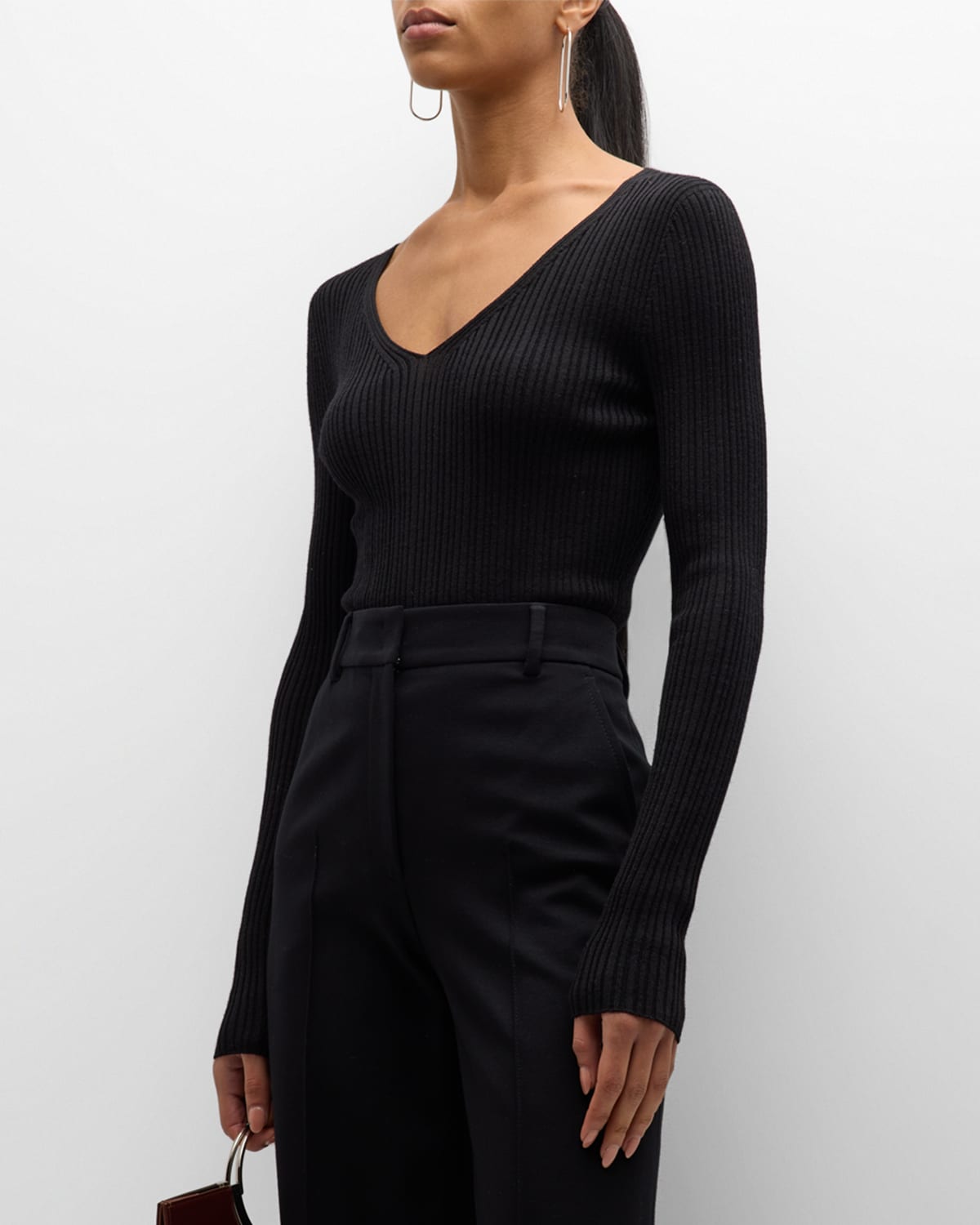 Shop Theory Bering Rib Wool-blend V-neck Top In Black