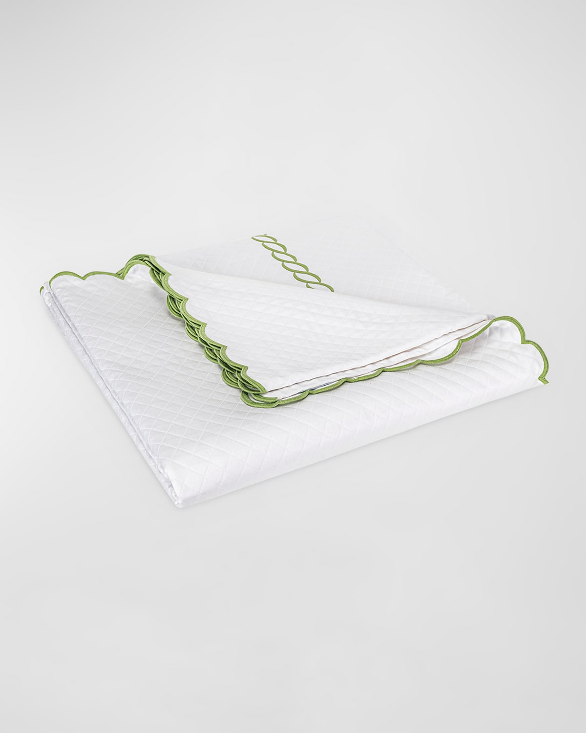 Matouk Classic Chain Scallop Matelasse King Coverlet In Spring Green