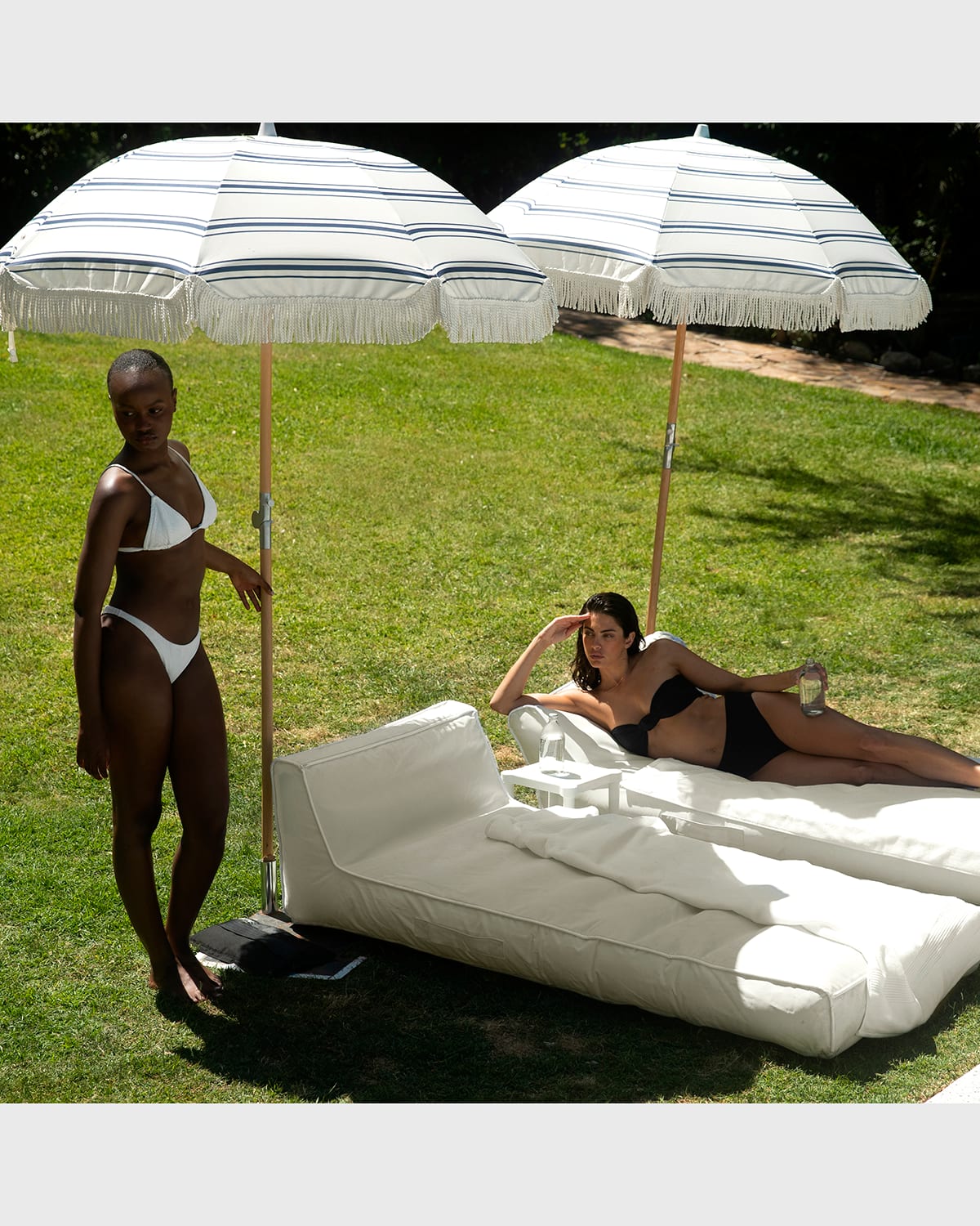 Sunnylife Luxe Lie-on Lounger Float In White