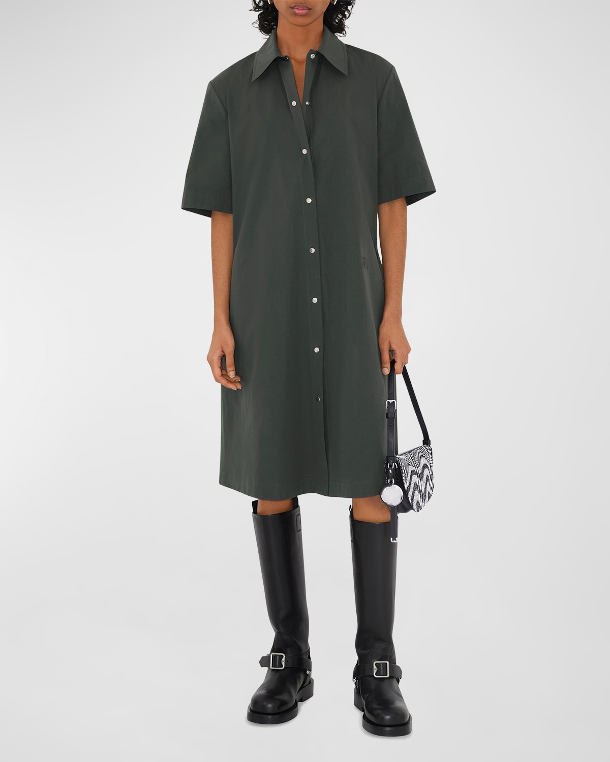 Burberry Short-sleeve Snap-front Shirtdress In Onyx