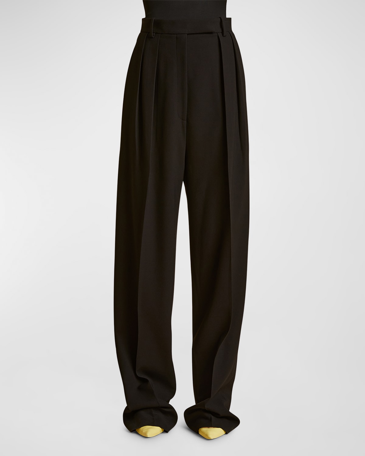 Shop Khaite Cessie Mid-rise Double-pleated Straight-leg Crepe Pants In Black