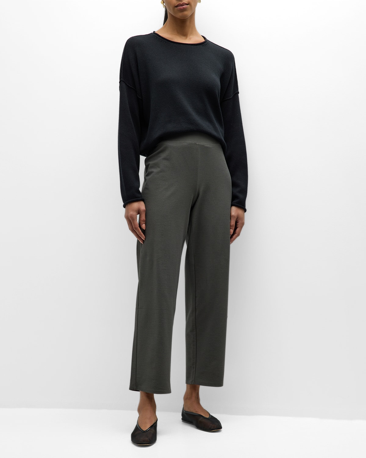 Shop Eileen Fisher Cropped Straight-leg Stretch Crepe Pants In Grove