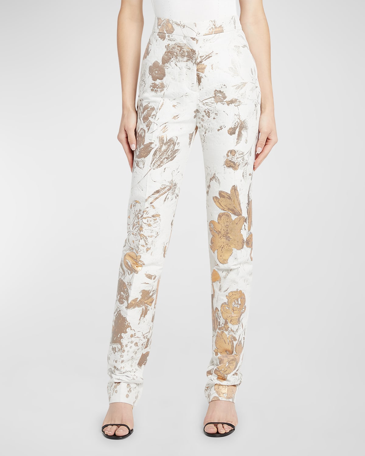 Shop Alexander Mcqueen Mid-rise Metallic Floral Brocade Straight-leg Trousers In Gold Metal