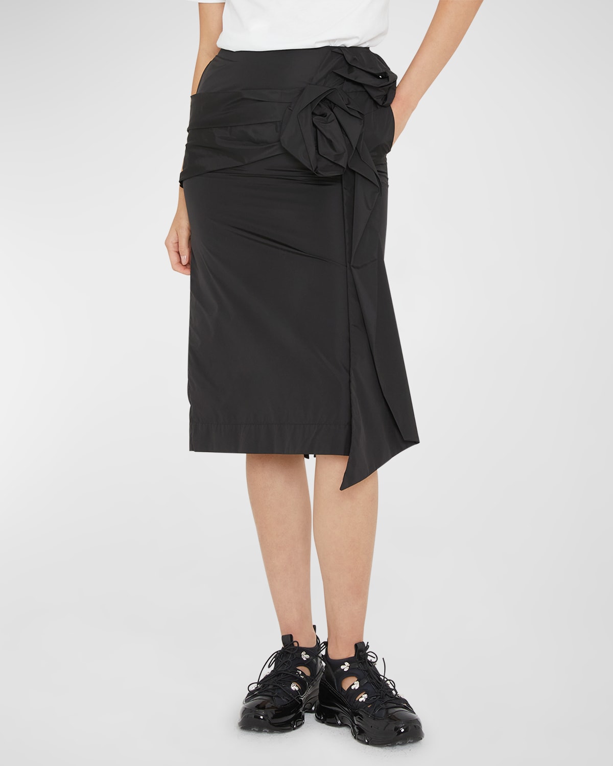 Shop Simone Rocha Pressed Rose-applique Midi Pencil Skirt In Black