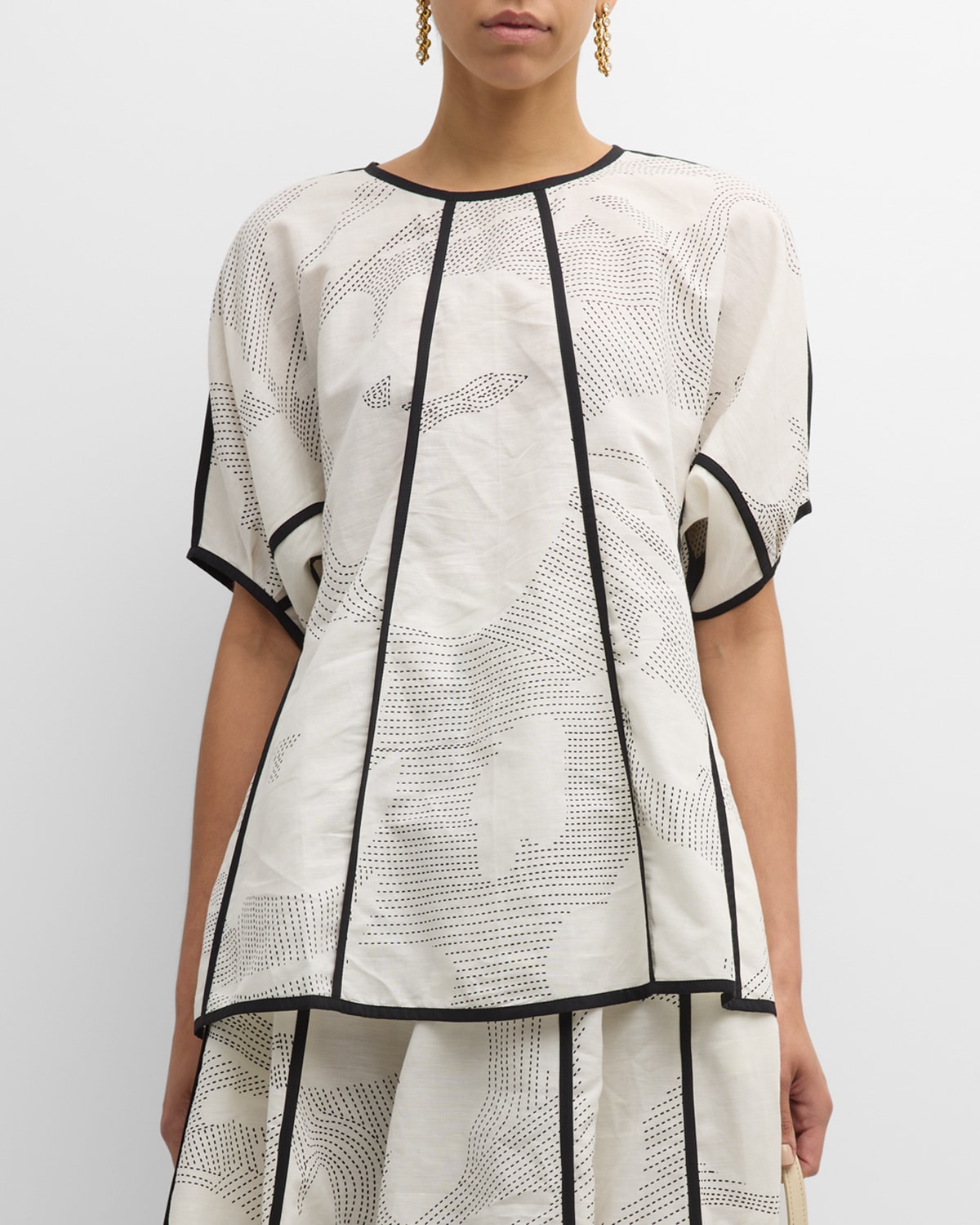 Lovebirds Chiaroscuro Printed Seamed Top In Ivory