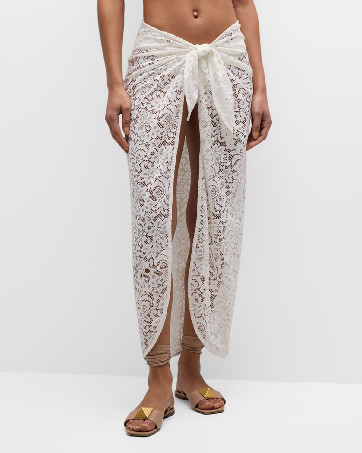 Stylest Aqualace Quick-drying Pareo Coverup In Floral Lace Blanc