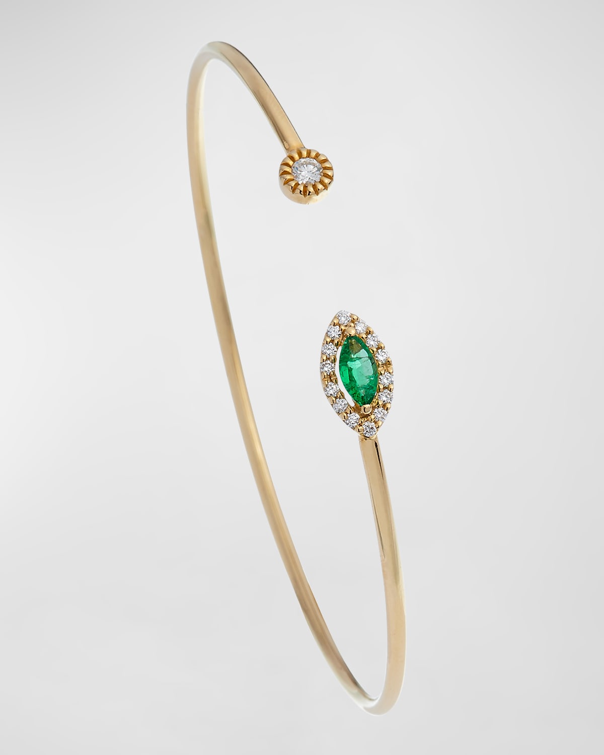 18K Yellow Gold Bracelet with Diamonds and Emerald Marquise