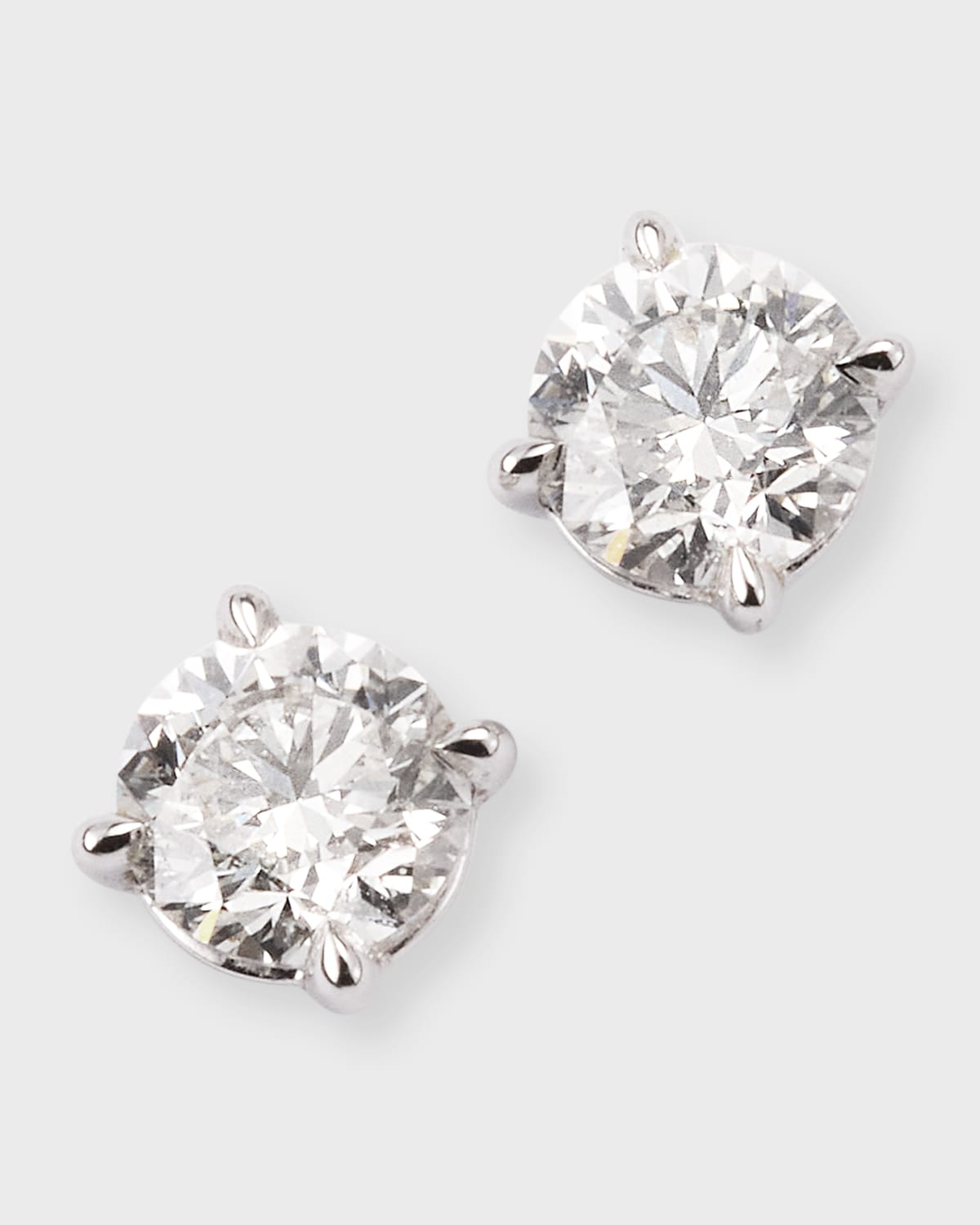 18K White Gold Diamond 4 Prong Stud Earrings