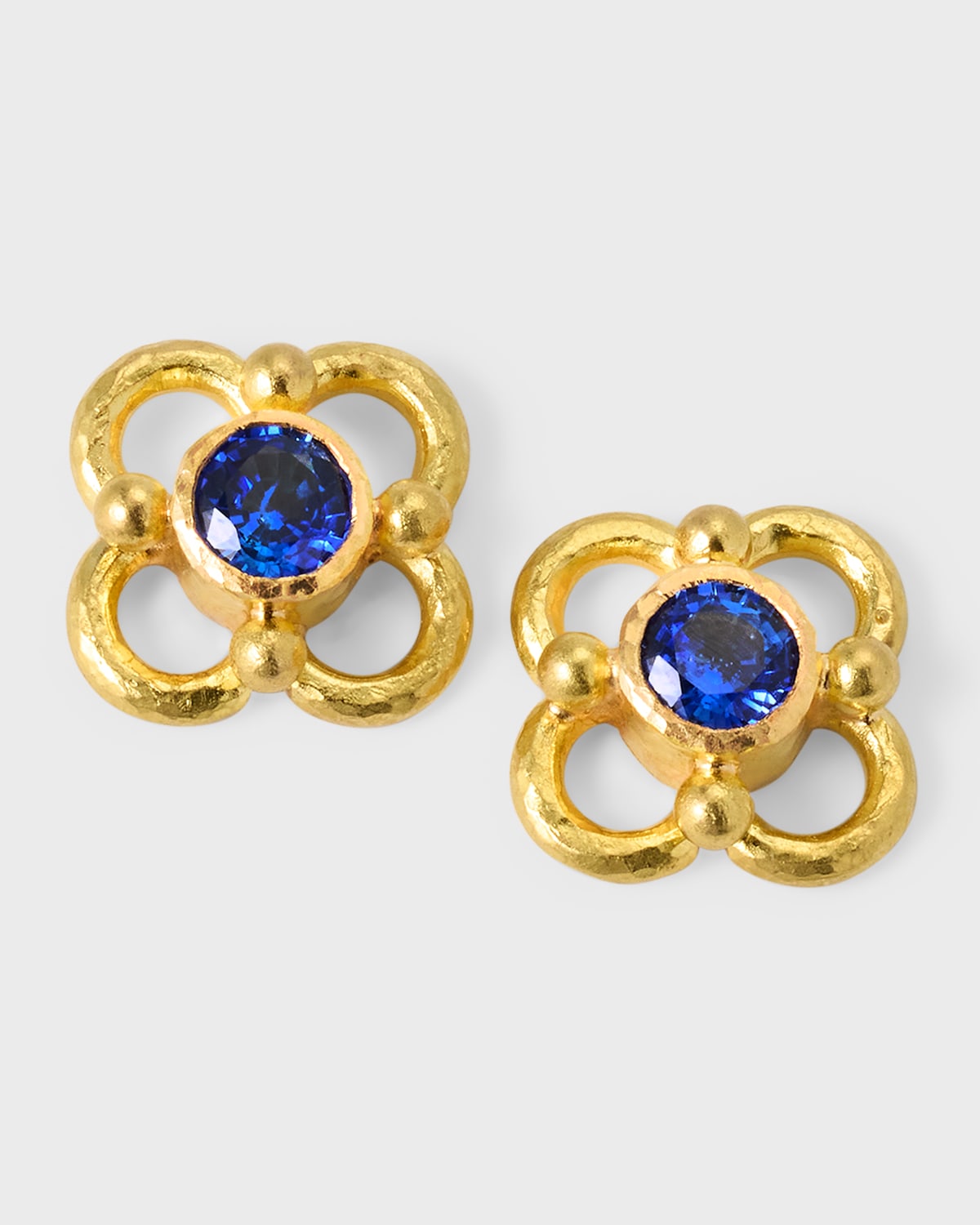 19K Blue Sapphire Flower Earrings