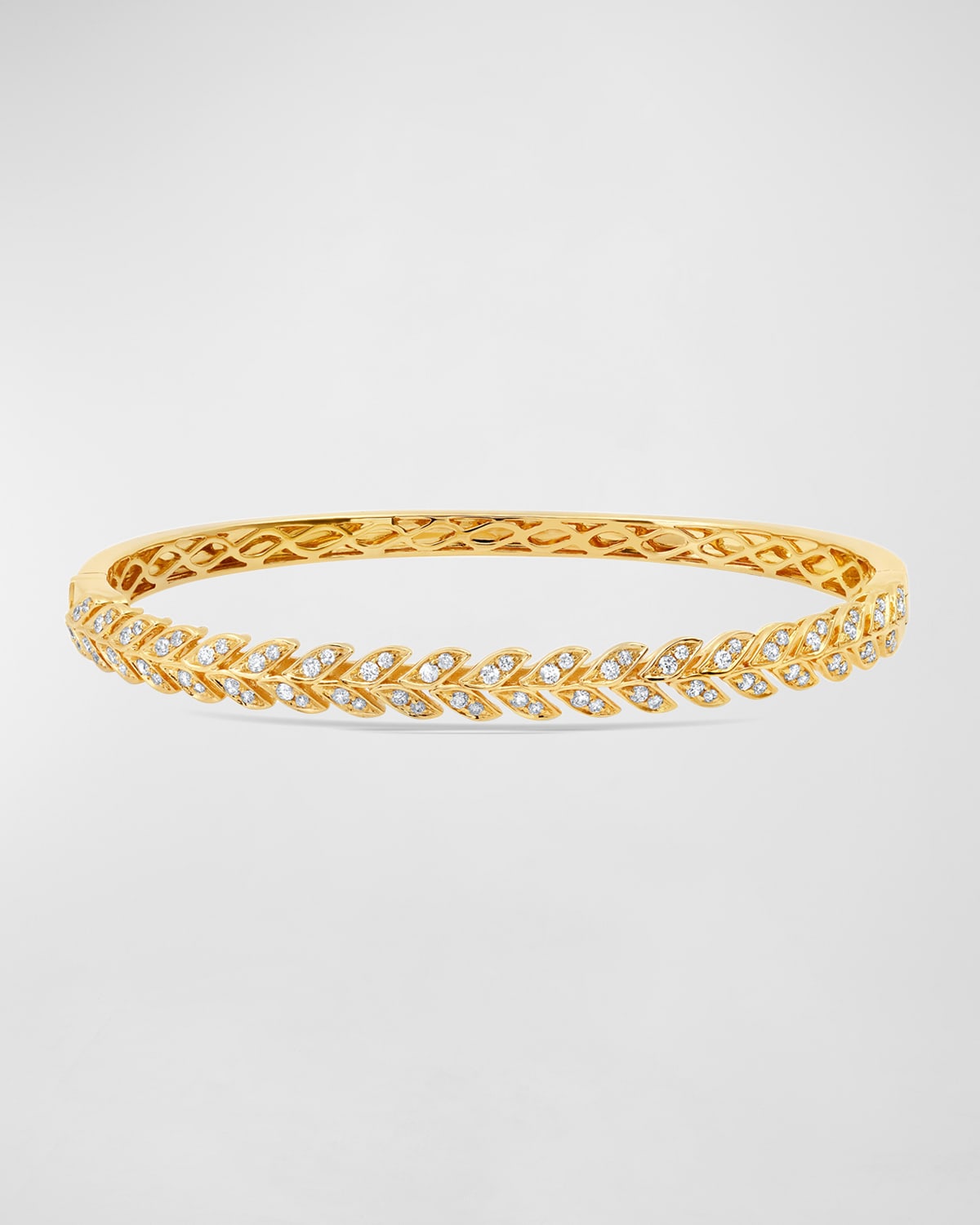 18K Yellow Gold Folha Bangle with Diamonds