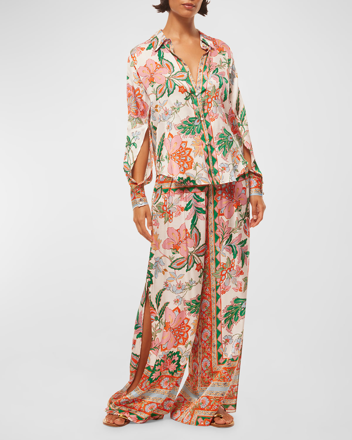 Misa Selena Floral Slit-cuff Wide-leg Trousers In Casablanca Border