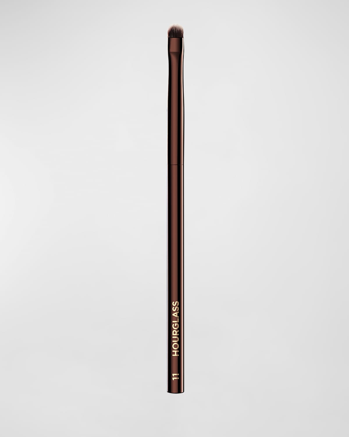 Hourglass No. 11 Smudge Brush In C00