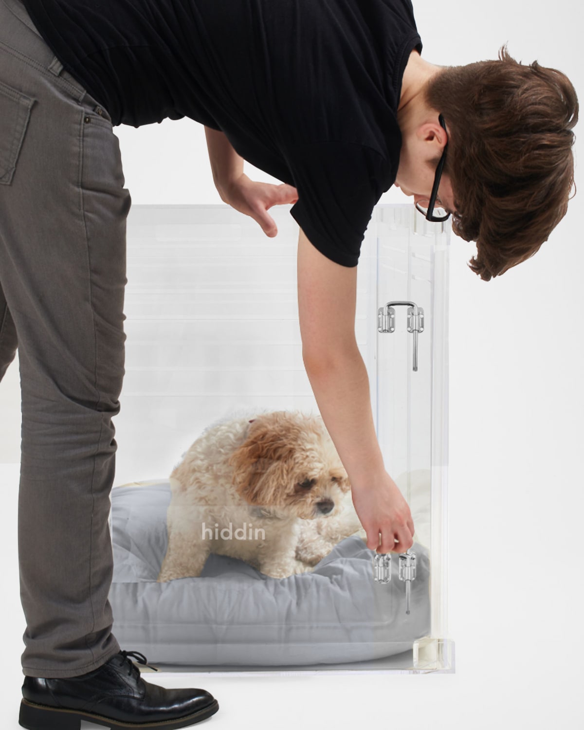 Hiddin Medium Clear View Pet Crate With Silver Latch In Grey
