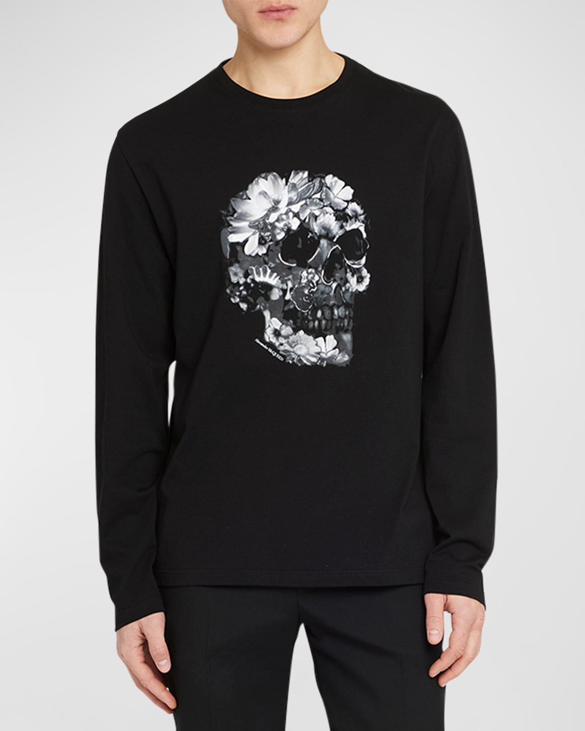 Shop Alexander Mcqueen Men's Skull-print T-shirt In Grey Black