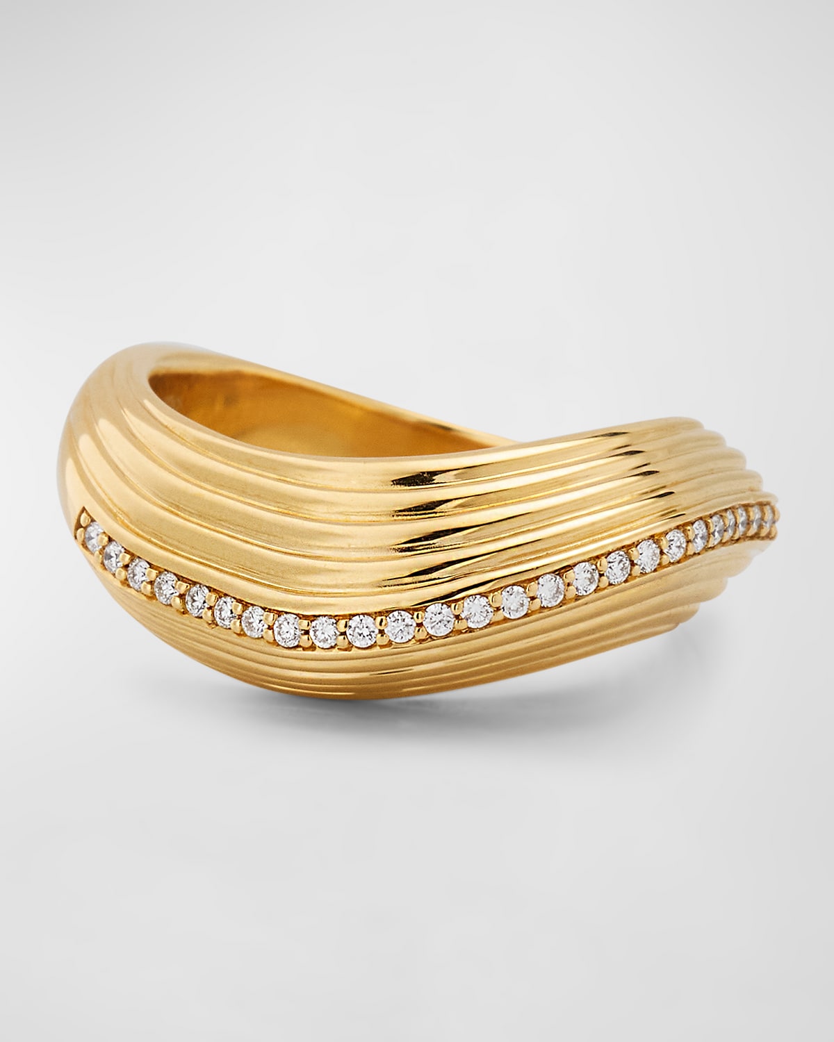 18K Yellow Gold Ring with GH-SI Diamonds