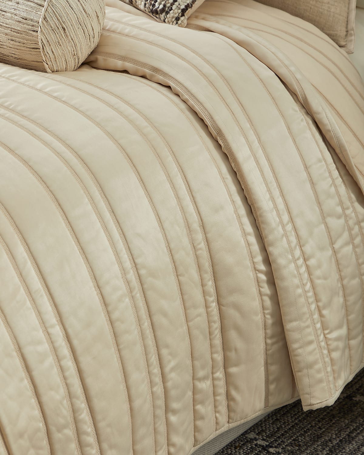 Amity Home Emery King Quilt In Neutral