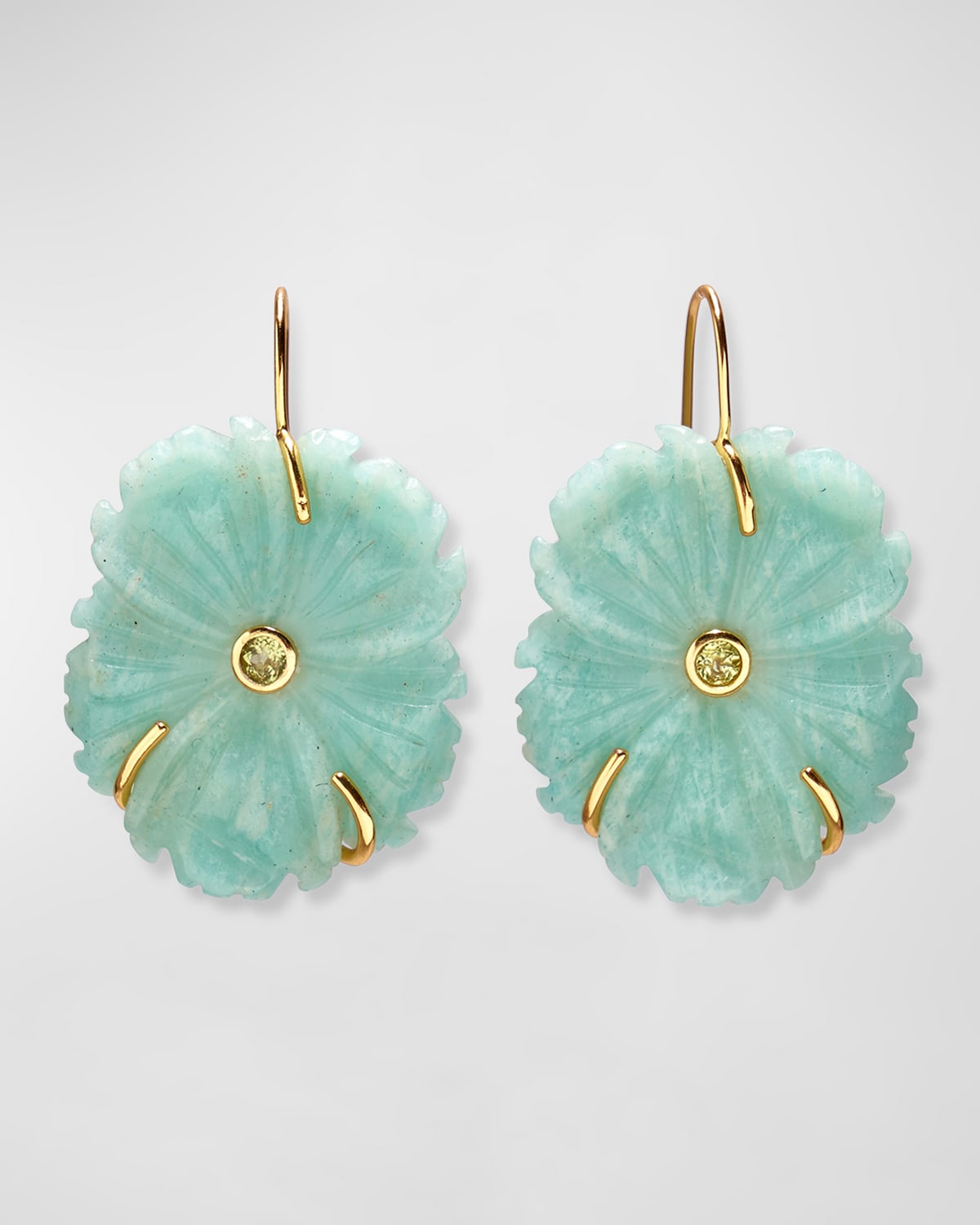 NEW BLOOM EARRINGS IN SEA FOAM