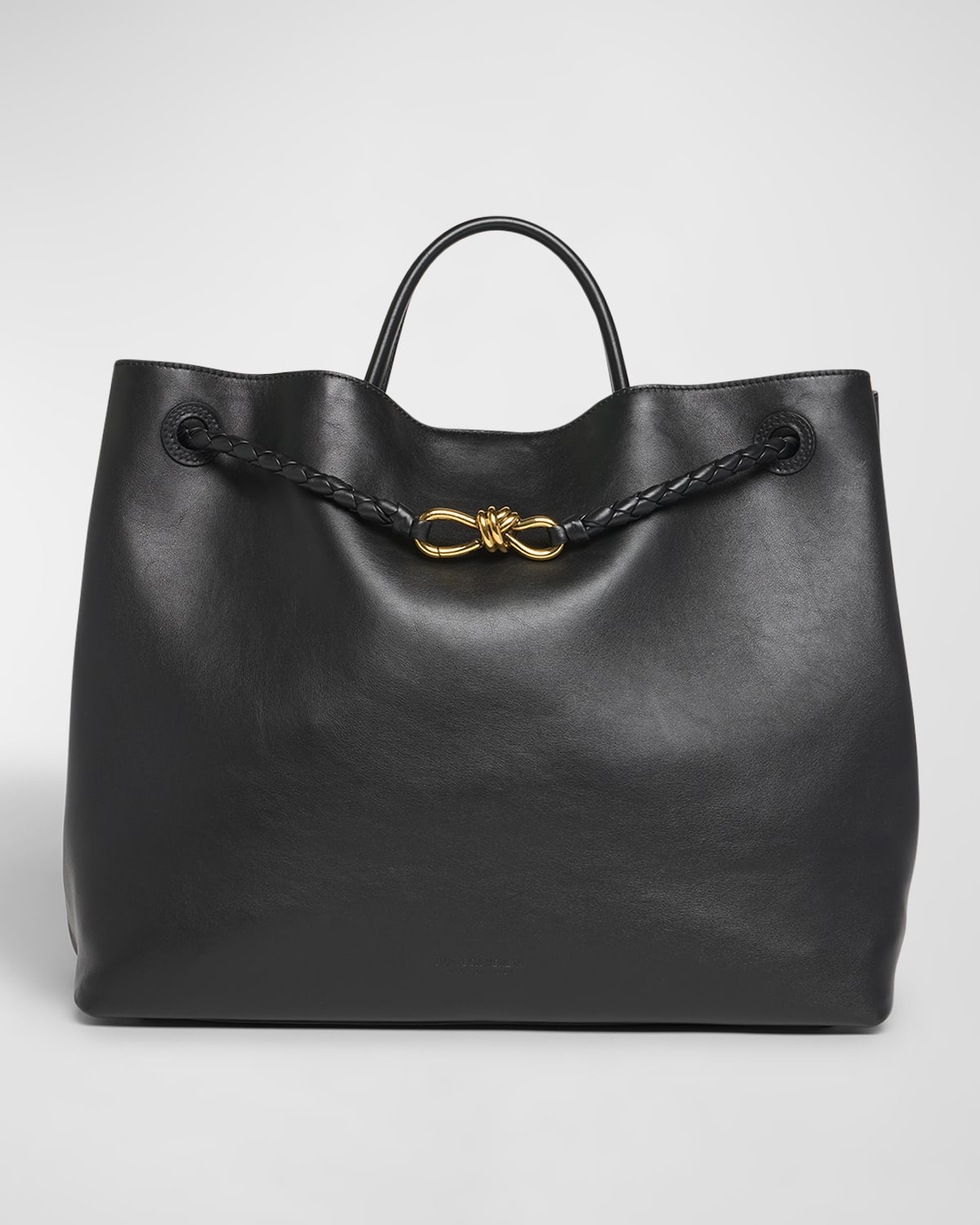 Bottega Veneta Andiamo Large Leather Tote Bag In Black
