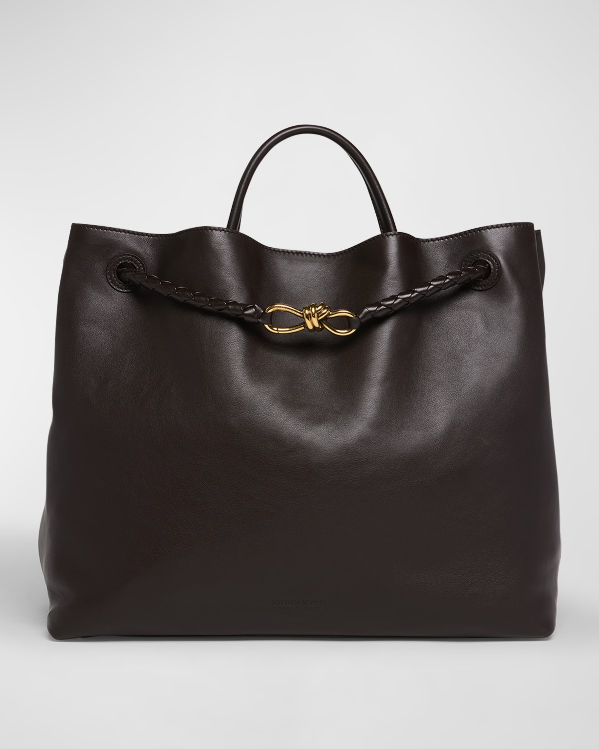 Bottega Veneta Andiamo Large Leather Tote Bag In Fondant