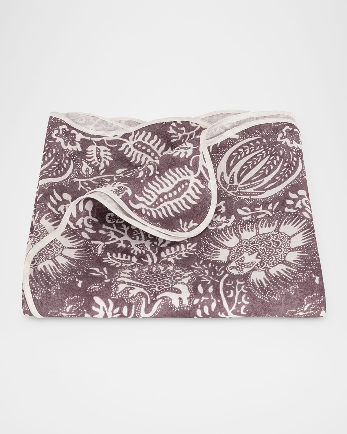 Matouk Schumacher Granada Tablecloth, 70" X 108" In Thistle