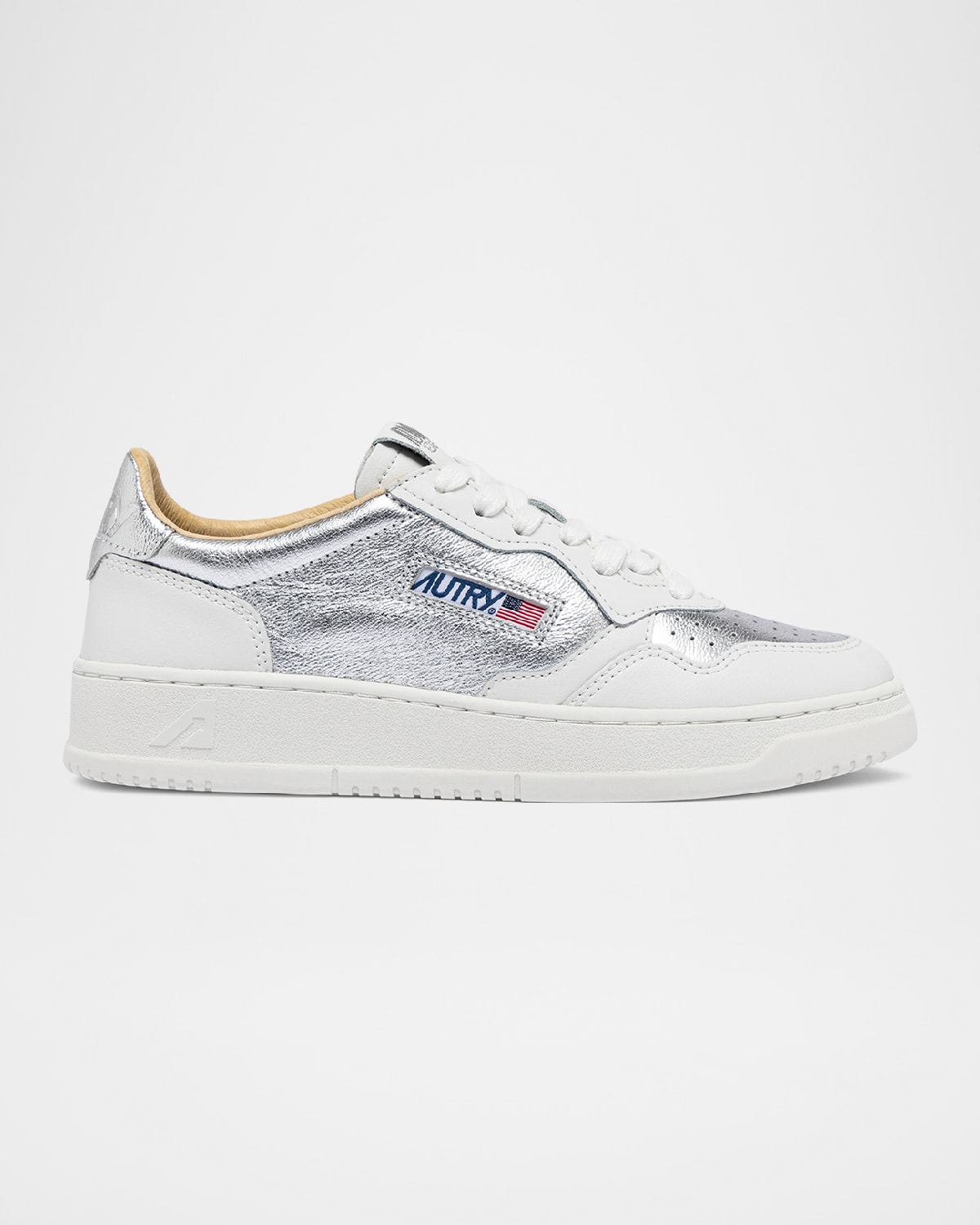 Autry Medalist Low-top Metallic Leather Sneakers In Whtslv