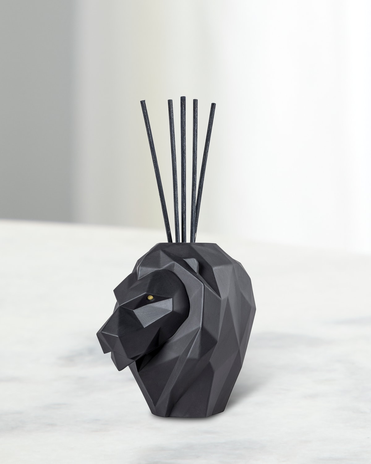 Lladrò Lion Perfume Diffuser - Unbreakable Spirit Scent, 6.8 Oz. In Black