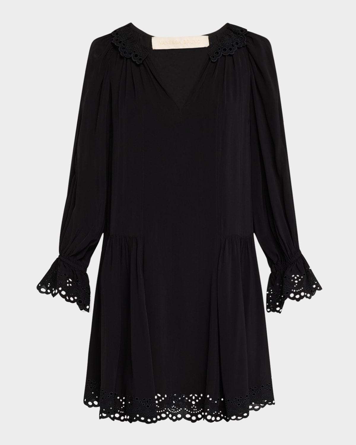 Vanessa Bruno Enora Scalloped Eyelet Shift Dress In Noir