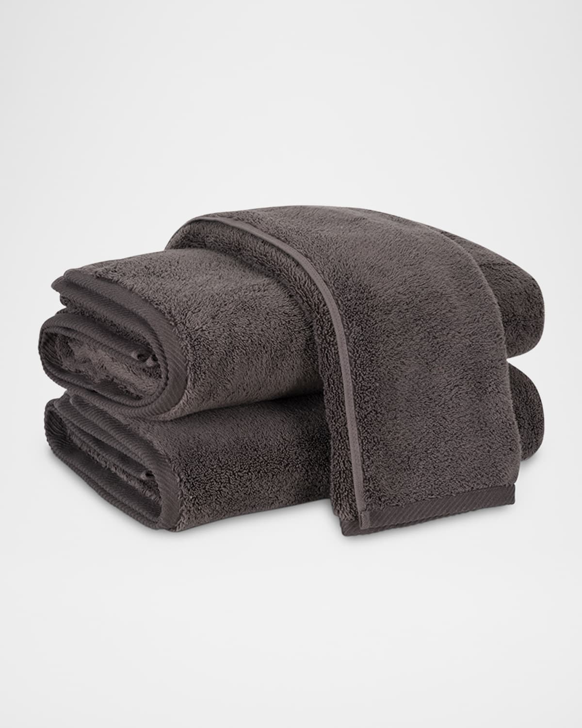 Matouk Milagro Bath Towel In Charcoal