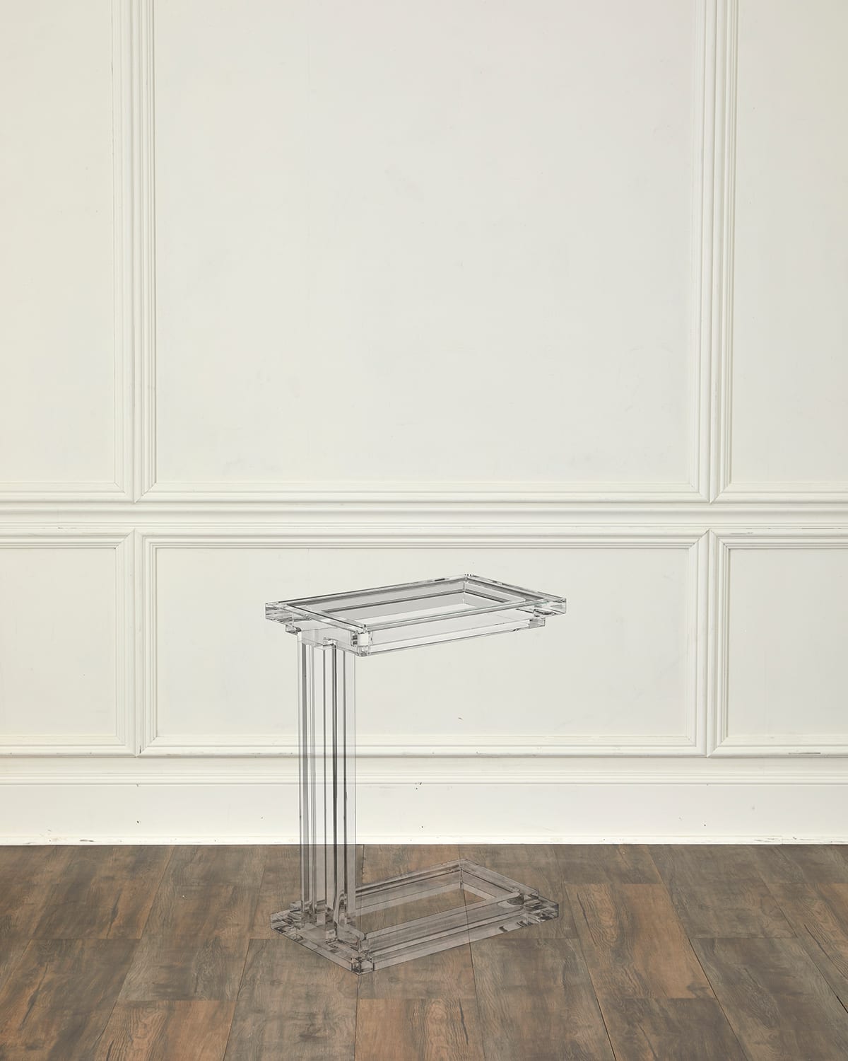 Interlude Home Elle Hugging End Table In Crystal Glass