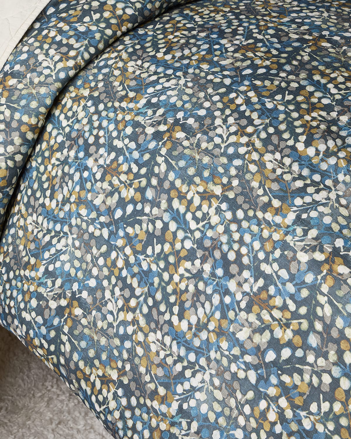 Tl At Home Laurel Queen Duvet In Ink