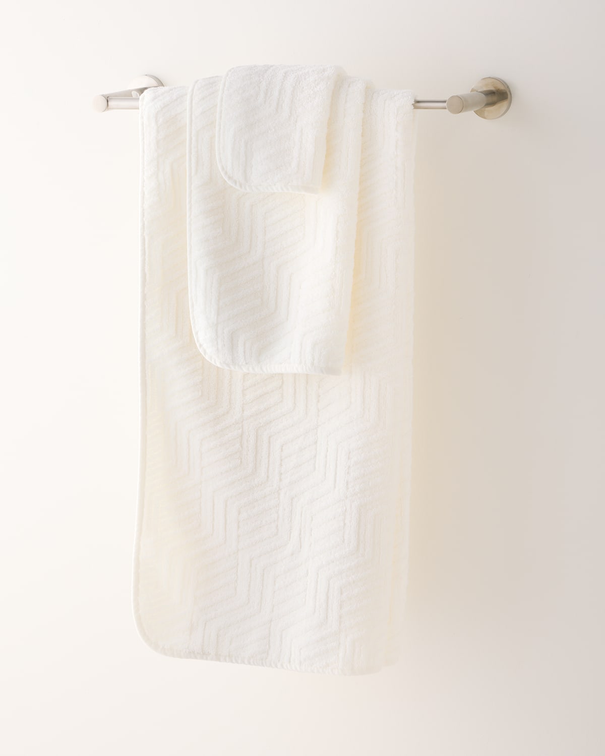 Graccioza Villari Bath Towel In Snow