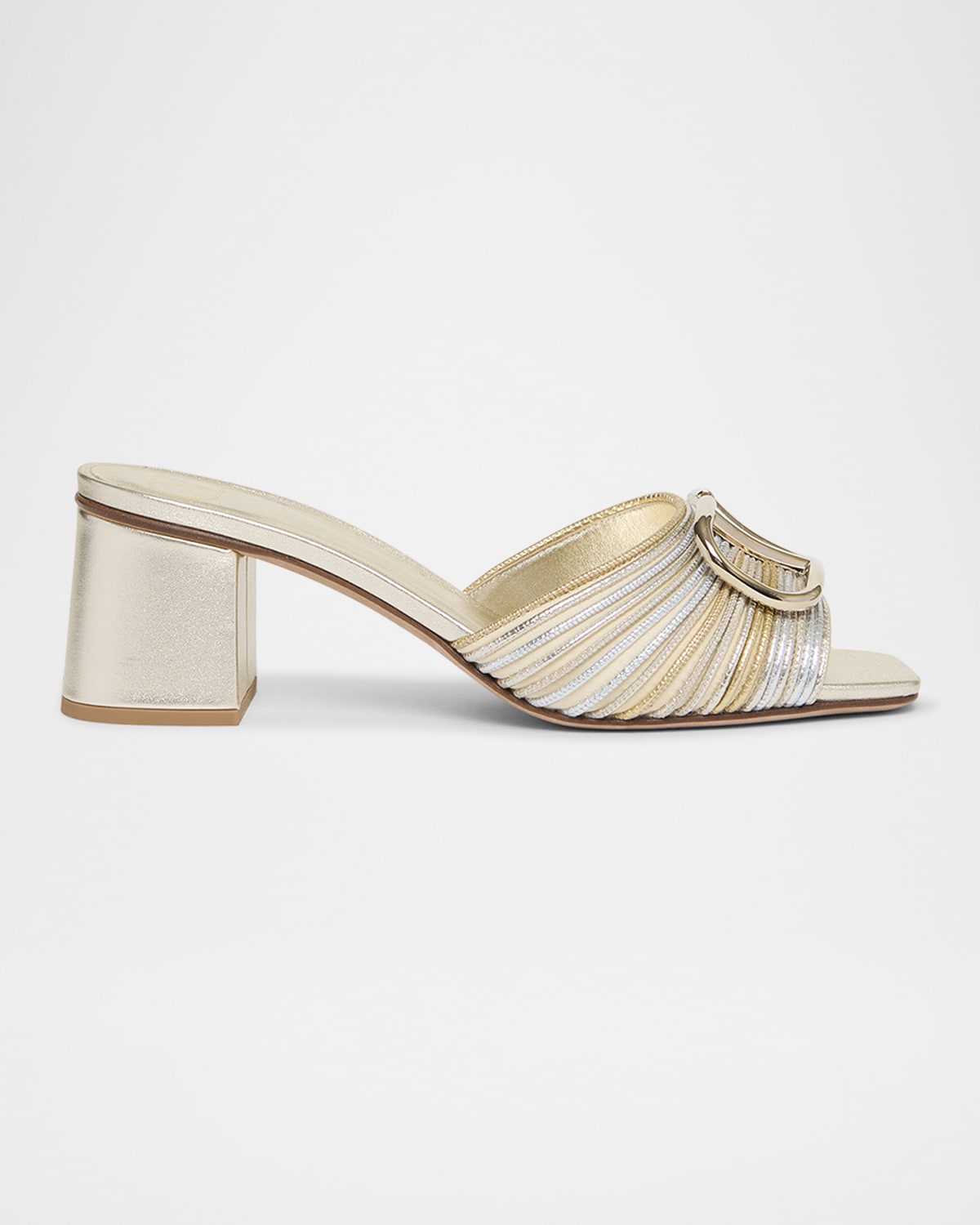 Valentino Sandalo Slide Vlogo Signature Gold In Bj1 Silver/platinoantique Brass Light