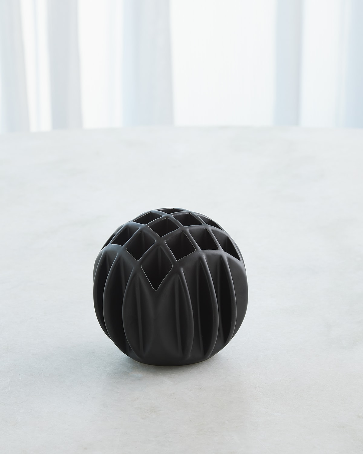 Global Views Bub Ball Small Vase In Black
